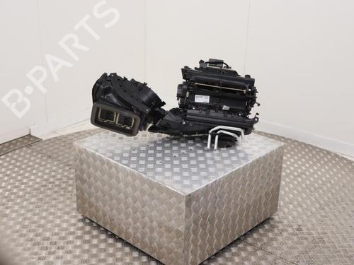 Used Heater matrix box Heater matrix box AUDI E-TRON (GEN) 55 quattro (408 hp) 40410658 40410658