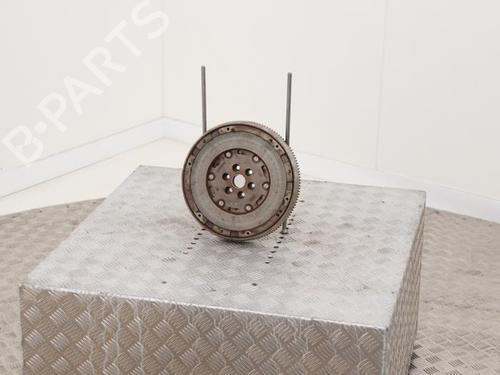 Used Flywheel Flywheel PEUGEOT 308 SW II (LC_, LJ_, LR_, LX_, L4_) 1.2 THP 110 (110 hp) 40475400 40475400