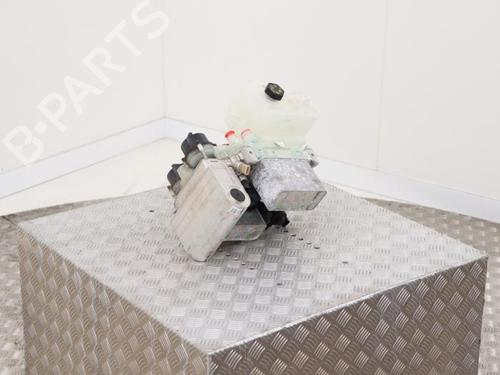 heater-matrix-box-tesla-model-3-5yj3-2017-40401696 main image