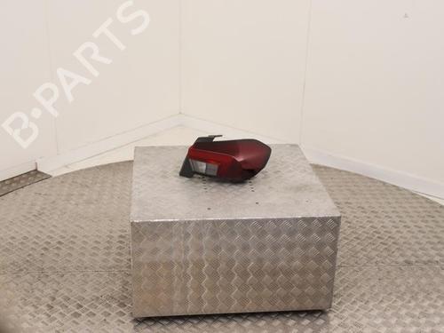 Used Right taillight Right taillight OPEL CORSA F (P2JO) 1.2 (68) (75 hp) 40478353 40478353