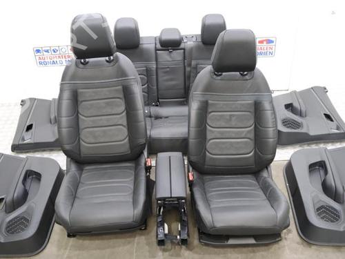 seats-set-citroen-c5-x-nd_-nc_-2021-40477118 main image