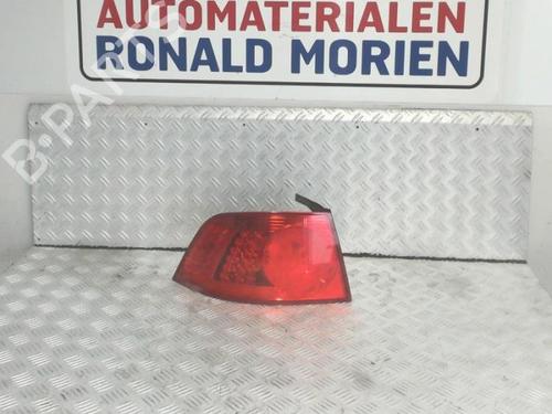 left-taillight-vw-phaeton-3d1-3d2-3d3-3d4-3d6-3d7-3d8-3d9-2002-2003-2004-2005-2006-2007-2008-2009-2010-2011-2012-2013-2014-2015-2016-40358024 main image