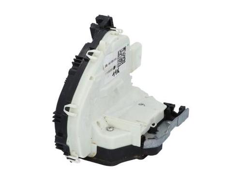 rear-right-lock-audi-q2-gab-gag-2016-40389021 main image
