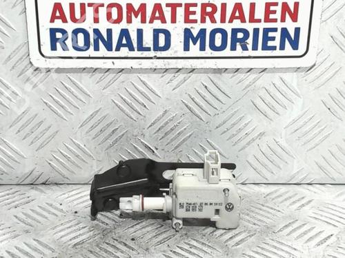 Used Fuel door actuator Fuel door actuator AUDI TT (8N3) 3.2 VR6 quattro (250 hp) 40431746 40431746