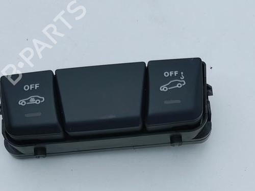 switch-mercedes-benz-a-class-w176-2012-2013-2014-2015-2016-2017-2018-40477954 main image