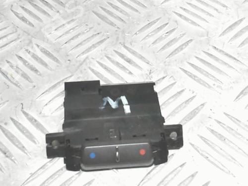 Used Switch Switch VW PHAETON (3D1, 3D2, 3D3, 3D4, 3D6, 3D7, 3D8, 3D9) 5.0 V10 TDI 4motion (313 hp) 40427651 40427651