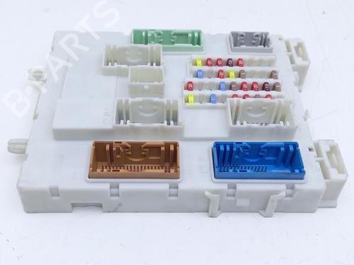 fuse-box-volvo-v40-hatchback-525-2012-2013-2014-2015-2016-2017-2018-2019-40372642 main image