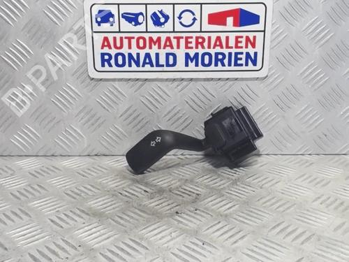 Used Steering column stalk Steering column stalk FORD TRANSIT Bus (FD_ _, FB_ _, FS_ _, FZ_ _, FC_ _) 2.2 TDCi (125 hp) 40468882 40468882