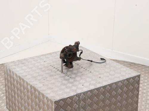 Used Left front steering knuckle Left front steering knuckle RENAULT CAPTUR I (J5_, H5_) 1.3 TCe 150 (J5NK, J5JS) (150 hp) 40477056 40477056