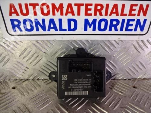 electronic-module-volvo-v40-hatchback-525-2012-2013-2014-2015-2016-2017-2018-2019-40431951 main image