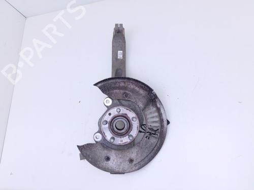 Used Right front steering knuckle Right front steering knuckle LAND ROVER RANGE ROVER VELAR (L560) 3.0 D300 SDV6 4x4 (300 hp) 40426219 40426219