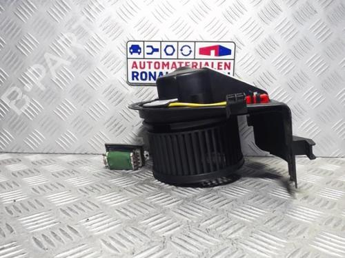 Used Heater blower motor Heater blower motor VW GOLF III Cabriolet (1E7) 2.0 (115 hp) 40381115 40381115