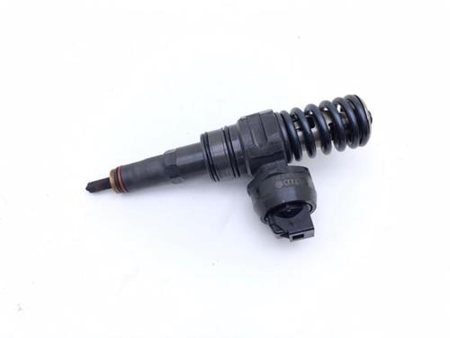 injector-vw-passat-b6-3c2-2005-2006-2007-2008-2009-2010-2011-40375899 main image