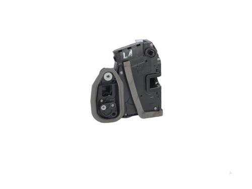 rear-left-lock-opel-astra-k-b16-2015-2016-2017-2018-2019-2020-2021-2022-40404181 main image