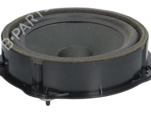 speaker-audi-q3-f3b-2018-40397064 main image