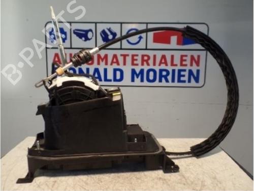 cable-vw-t-roc-a11-d11-2017-40383560 main image