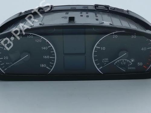 Used Instrument cluster Instrument cluster MERCEDES-BENZ SPRINTER 4,6-t Bus (B906) 415 CDI (906.753) (150 hp) 40409837 40409837