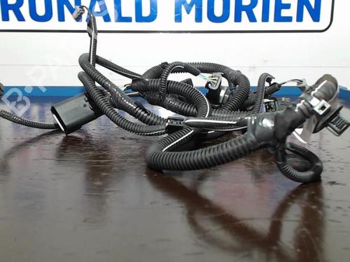 Used Electronic module Electronic module VOLVO V40 Cross Country (526) D2 (120 hp) 40427969 40427969