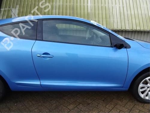 right-front-door-renault-megane-iii-coupe-dz01_-2008-2009-2010-2011-2012-2013-2014-2015-2016-40428536 main image