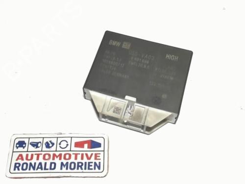 Used Electronic module Electronic module BMW 5 (G30, F90) 520 i (184 hp) 40359167 40359167