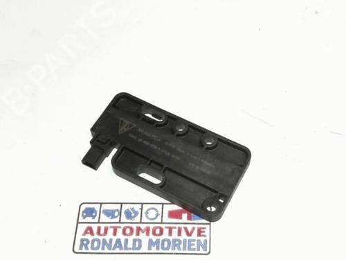 Used Antenna/Base Antenna/Base PORSCHE PANAMERA (970) 3.0 D (250 hp) 40481717 40481717