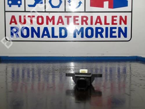 electronic-sensor-volvo-v40-cross-country-526-2012-2013-2014-2015-2016-2017-2018-2019-40367392 main image