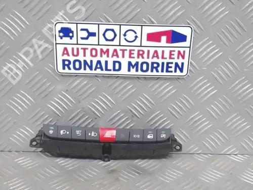 Used Warning switch Warning switch FIAT 500L (351_, 352_) 1.6 D Multijet (199LYE1B) (120 hp) 40361323 40361323
