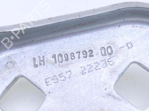 Hinge/Door check strap TESLA MODEL 3 (5YJ3) EV AWD | BP40425395C146 - Image 3