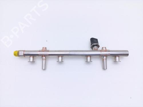 Used Injection rail Injection rail VW GOLF VII (5G1, BQ1, BE1, BE2) 2.0 GTI (245 hp) 40376361 40376361