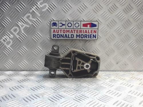gearbox-mount-mercedes-benz-a-class-w176-2012-2013-2014-2015-2016-2017-2018-40472515 main image