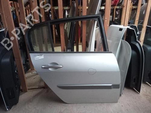 right-rear-door-renault-megane-ii-saloon-lm01_-2003-40482435 main image