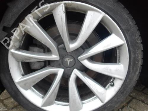 Electronic sensor TESLA MODEL 3 (5YJ3) EV Performance AWD | BP40396562M84  - Image 36