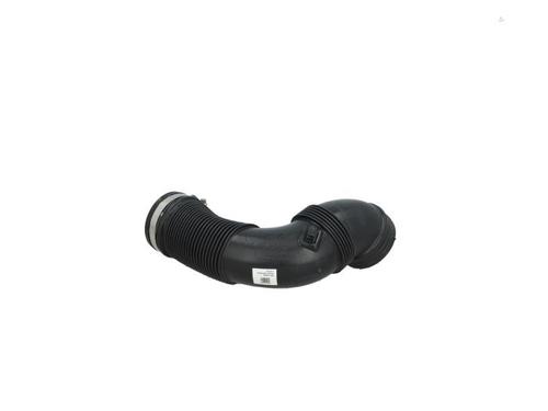 pipe-audi-q3-f3b-2018-40405934 main image