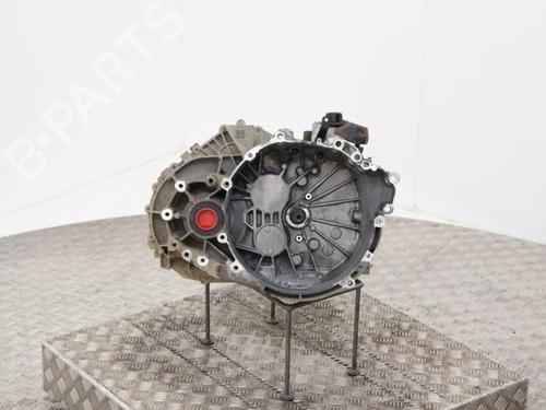 Used Gearbox Gearbox VOLVO V60 I (155) D4 (190 hp) 40383261 40383261