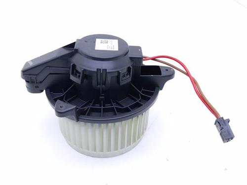 Used Heater blower motor Heater blower motor LYNK & CO 01 PHEV (261 hp) 40424357 40424357