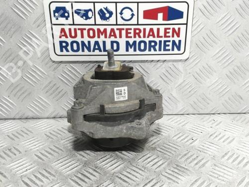 Used Engine mount Engine mount BMW 1 (F20) 118 i (136 hp) 40379007 40379007