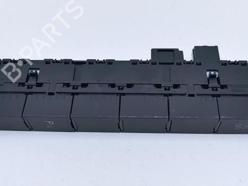 switch-vw-polo-vi-aw1-bz1-ae1-2017-40416054 main image
