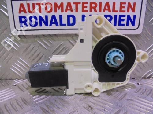 electronic-module-audi-a4-b8-8k2-2007-2008-2009-2010-2011-2012-2013-2014-2015-2016-2017-40431050 main image