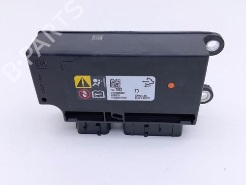 Used ECU airbags ECU airbags OPEL CORSA E (X15) 1.4 (08, 68) (75 hp) 40468476 40468476