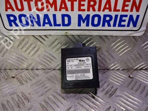 Used Electronic module Electronic module VW EOS (1F7, 1F8) 3.2 V6 (250 hp) 40359055 40359055
