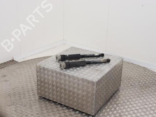 Used Left front shock absorber Left front shock absorber OPEL ASTRA K (B16) 1.4 Turbo (68) (150 hp) 40411975 40411975