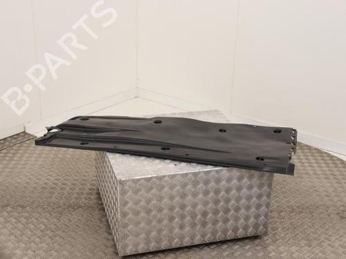 Used Underbody protection Underbody protection VW GOLF VIII (CD1, DA1) 2.0 TDI (150 hp) 40420976 40420976