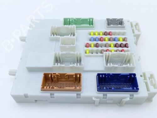 fuse-box-ford-focus-iii-turnier-2010-2011-2012-2013-2014-2015-2016-2017-2018-2019-2020-40372437 main image