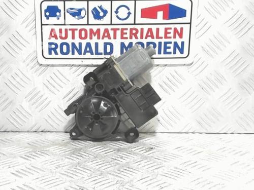 Used Electronic module Electronic module VW GOLF VII (5G1, BQ1, BE1, BE2) 1.6 TDI (110 hp) 40431495 40431495