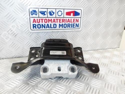 Used Engine mount Engine mount VW GOLF VII (5G1, BQ1, BE1, BE2) 1.6 TDI (110 hp) 40388329 40388329