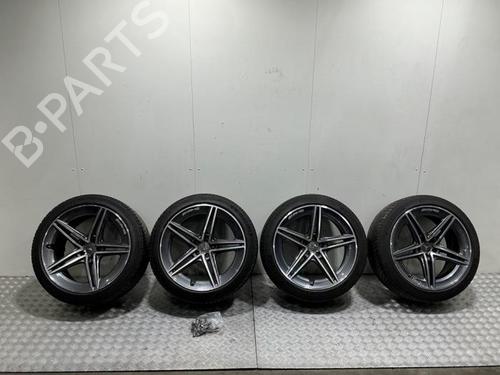 Used Wheel set Wheel set MERCEDES-BENZ AMG GT (X290) 43 EQ Boost 4-matic+ (290.659) (367 hp) 40481124 40481124