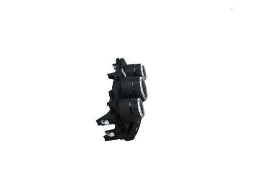 climate-control-mini-mini-countryman-f60-2016-40408189 main image