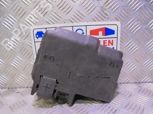 Used Fuse box Fuse box OPEL MERIVA B MPV (S10) 1.4 (75) (120 hp) 40372544 40372544