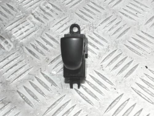 switch-nissan-juke-f15-2010-2011-2012-2013-2014-2015-2016-2017-2018-2019-40362045 main image