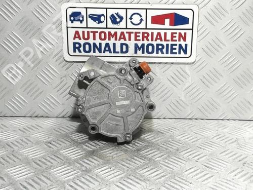 vacuum-pump-vw-golf-vii-5g1-bq1-be1-be2-2012-2013-2014-2015-2016-2017-2018-2019-2020-2021-40371719 main image